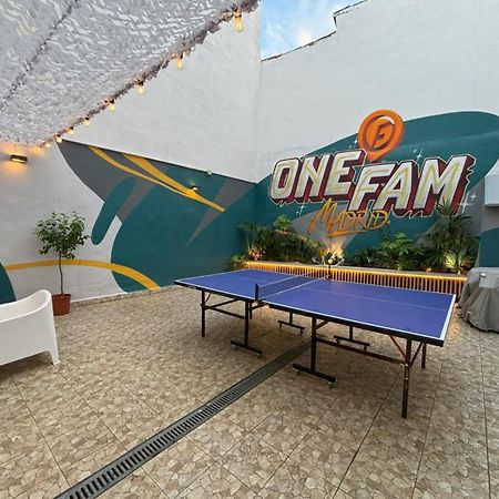Onefam Madrid Hostel Exterior photo